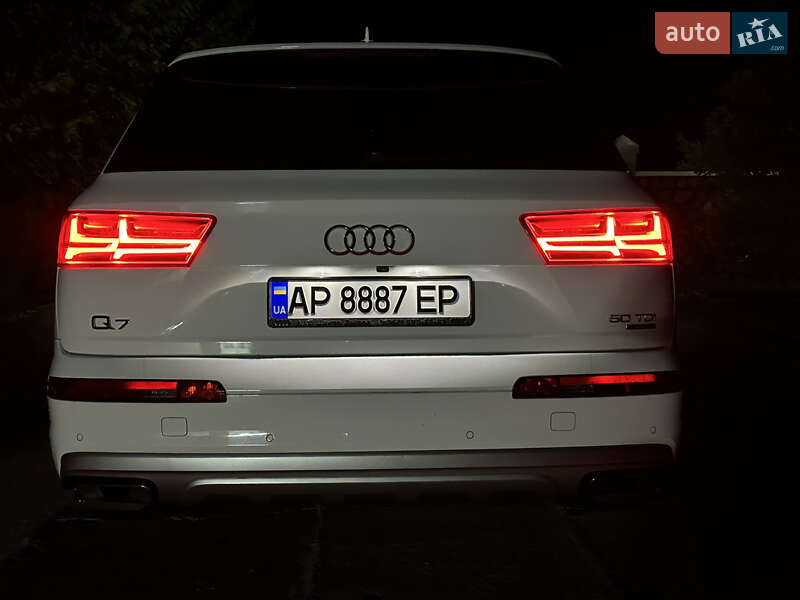 Позашляховик / Кросовер Audi Q7 2018 в Києві