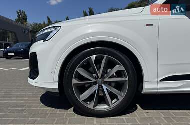Внедорожник / Кроссовер Audi Q7 2025 в 