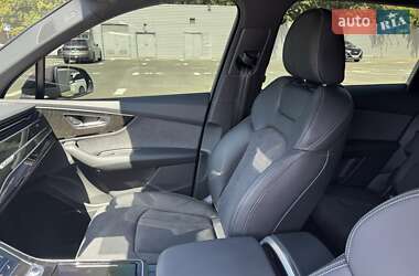 Внедорожник / Кроссовер Audi Q7 2025 в 