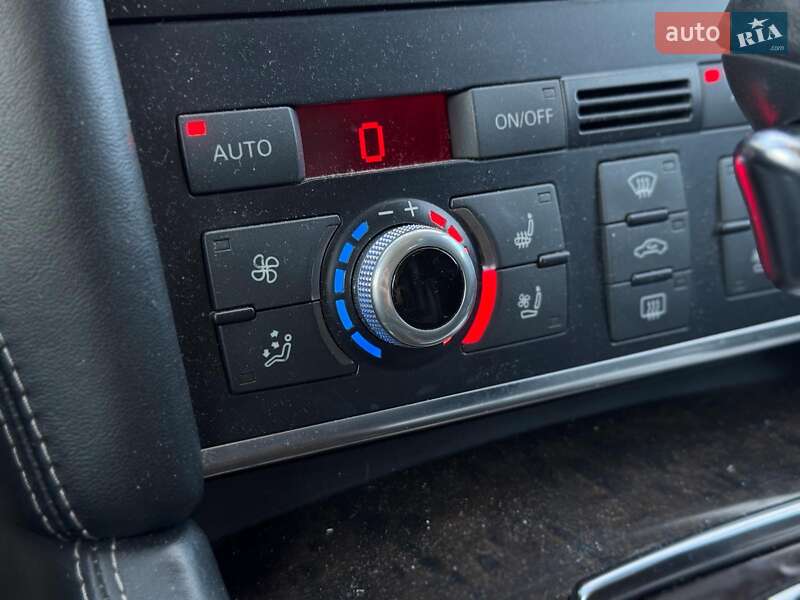 Внедорожник / Кроссовер Audi Q7 2010 в Киеве
