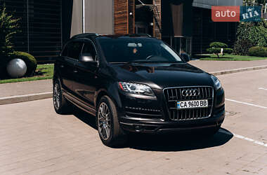 Внедорожник / Кроссовер Audi Q7 2015 в Черкассах