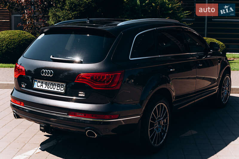 Внедорожник / Кроссовер Audi Q7 2015 в Черкассах