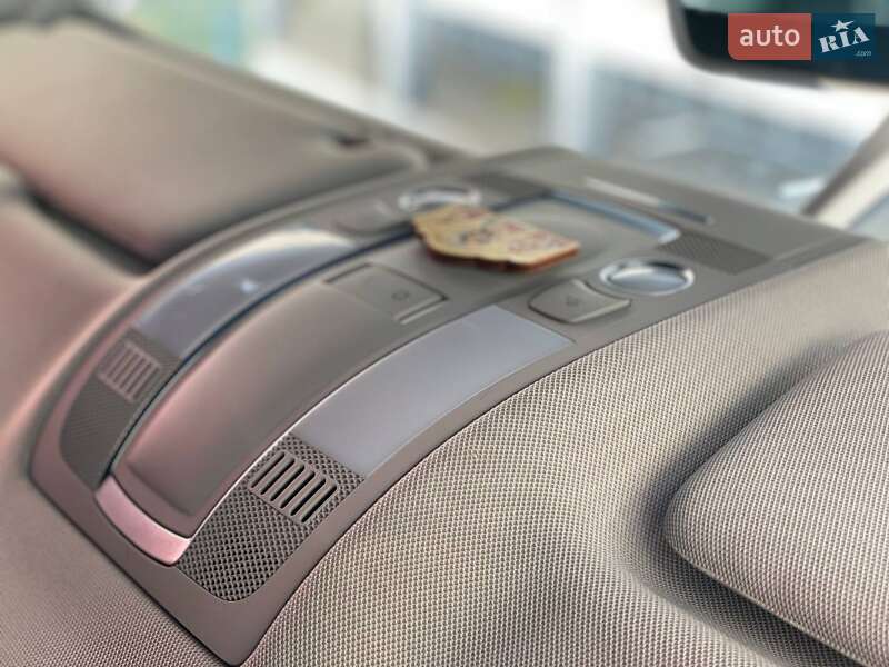 Внедорожник / Кроссовер Audi Q7 2013 в Одессе