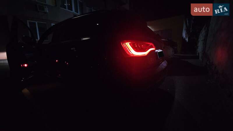 Внедорожник / Кроссовер Audi Q7 2013 в Одессе
