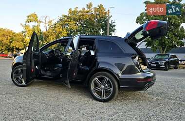 Внедорожник / Кроссовер Audi Q7 2013 в 