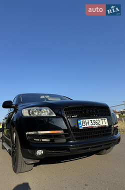Внедорожник / Кроссовер Audi Q7 2008 в 