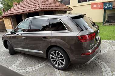 Внедорожник / Кроссовер Audi Q7 2019 в 