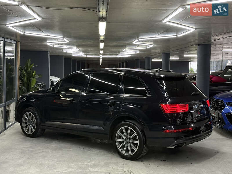 Внедорожник / Кроссовер Audi Q7 2016 в Одессе