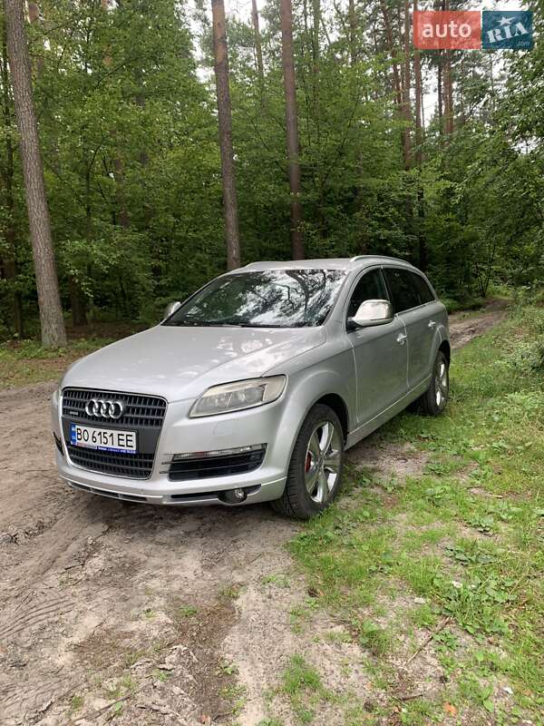 Внедорожник / Кроссовер Audi Q7 2006 в Кременце