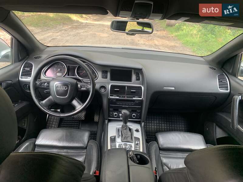 Внедорожник / Кроссовер Audi Q7 2006 в Кременце