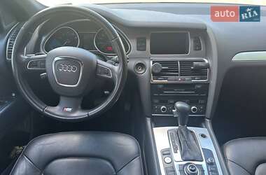 Внедорожник / Кроссовер Audi Q7 2011 в 
