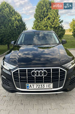 Внедорожник / Кроссовер Audi Q7 2020 в 