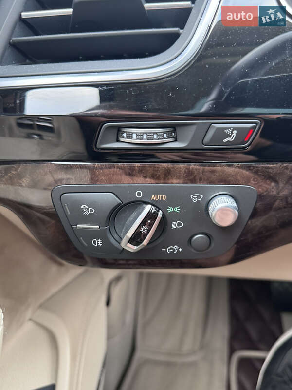 Внедорожник / Кроссовер Audi Q7 2017 в Черновцах