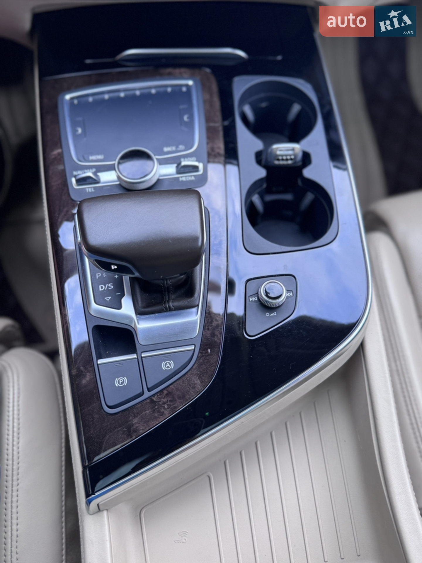 2017 Audi Q7 - мініатюра 32