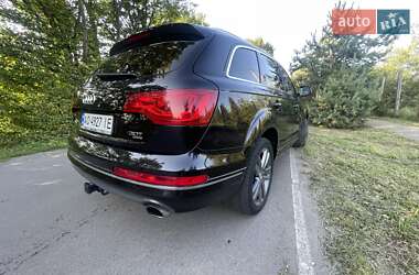 Внедорожник / Кроссовер Audi Q7 2013 в 
