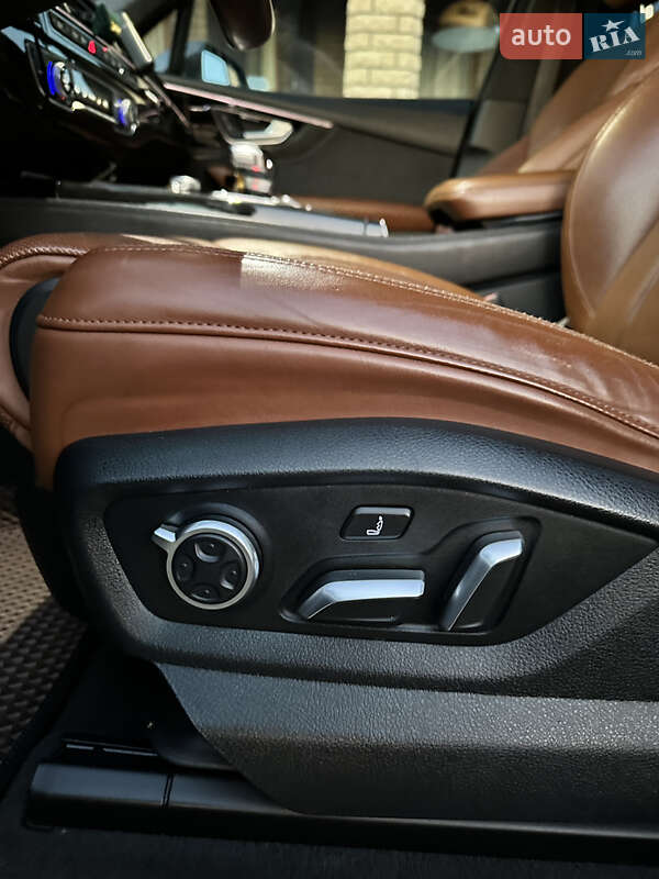 Внедорожник / Кроссовер Audi Q7 2017 в Луцке