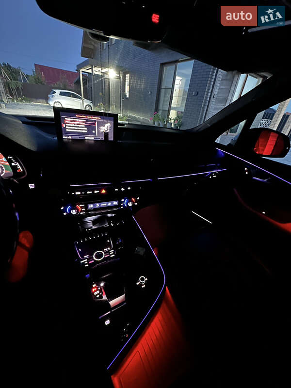 Внедорожник / Кроссовер Audi Q7 2017 в Луцке