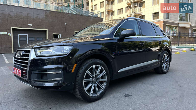 Позашляховик / Кросовер Audi Q7 2017 в Одесі