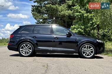 Внедорожник / Кроссовер Audi Q7 2019 в 