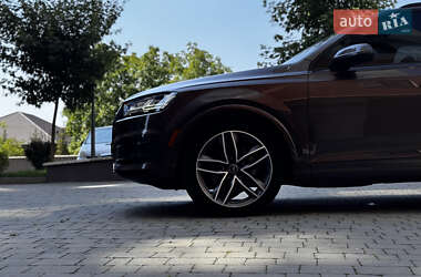 Внедорожник / Кроссовер Audi Q7 2018 в 