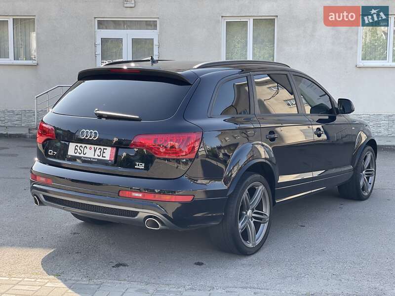 Внедорожник / Кроссовер Audi Q7 2014 в Черновцах