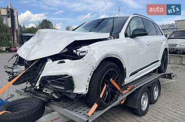 Позашляховик / Кросовер Audi Q7 2022 в Чернівцях