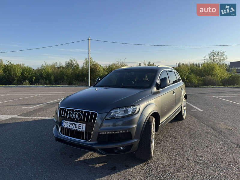 Внедорожник / Кроссовер Audi Q7 2010 в Черновцах