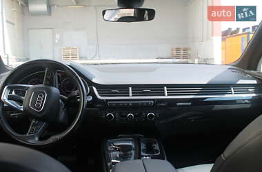 Позашляховик / Кросовер Audi Q7 2017 в 
