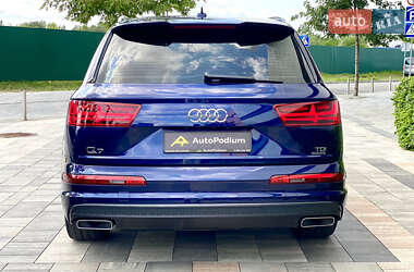 Внедорожник / Кроссовер Audi Q7 2018 в 