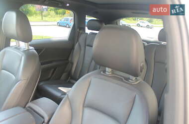 Позашляховик / Кросовер Audi Q7 2017 в 
