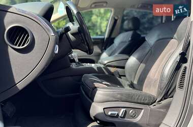 Внедорожник / Кроссовер Audi Q7 2011 в 