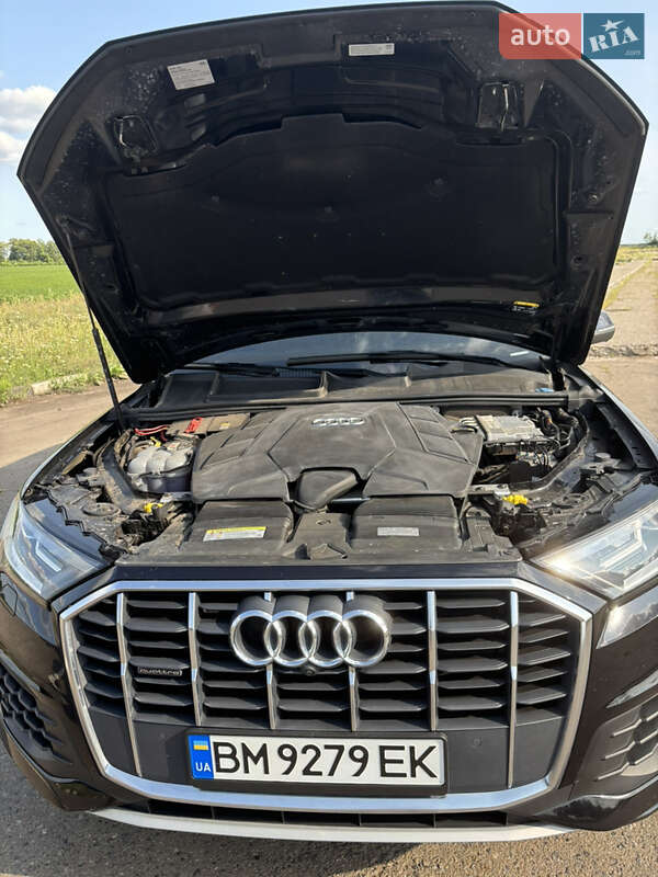 Внедорожник / Кроссовер Audi Q7 2019 в Сумах