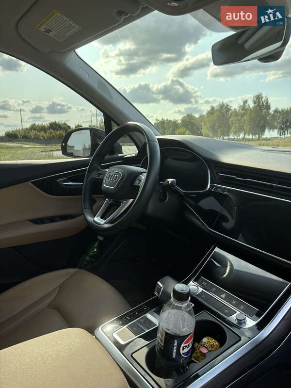 Внедорожник / Кроссовер Audi Q7 2019 в Сумах