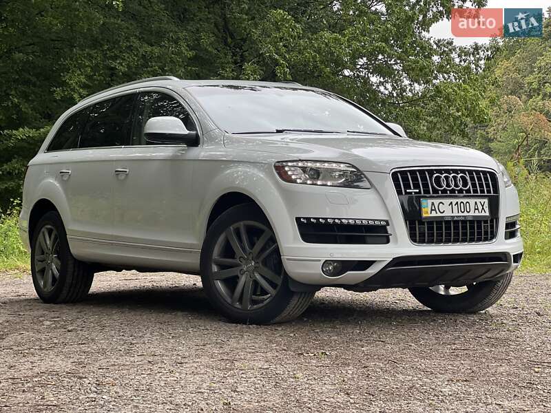 Внедорожник / Кроссовер Audi Q7 2012 в 