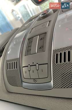 Внедорожник / Кроссовер Audi Q7 2012 в 