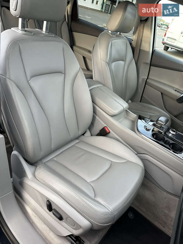 Позашляховик / Кросовер Audi Q7 2016 в Києві