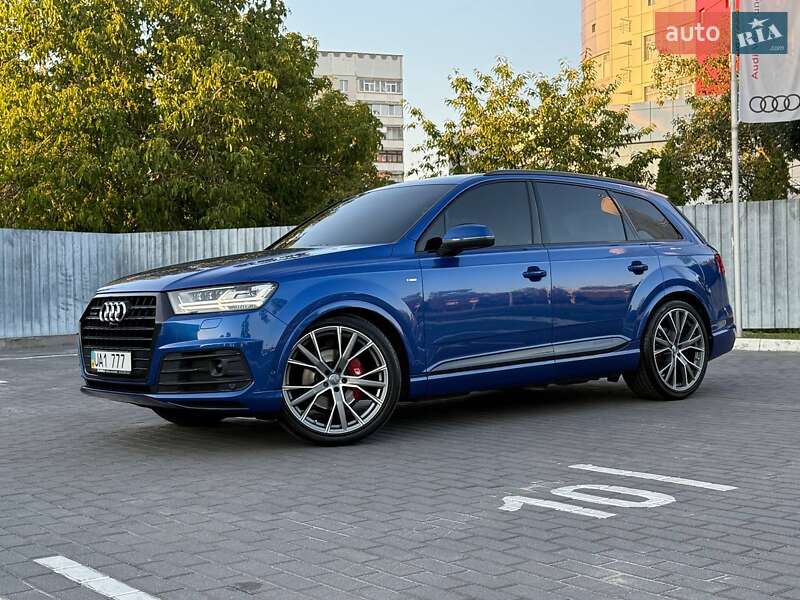 Внедорожник / Кроссовер Audi Q7 2016 в Харькове