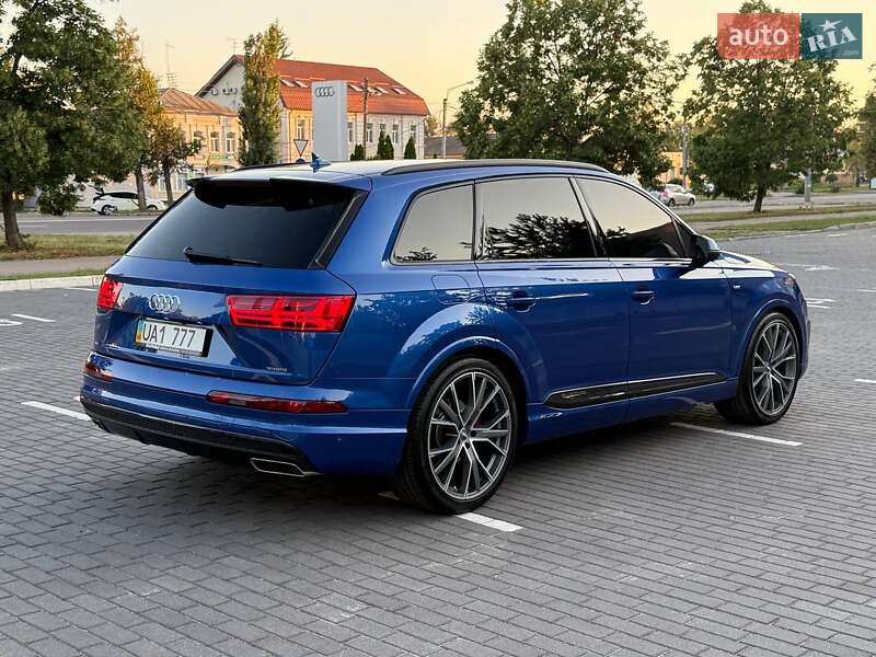 Внедорожник / Кроссовер Audi Q7 2016 в Харькове