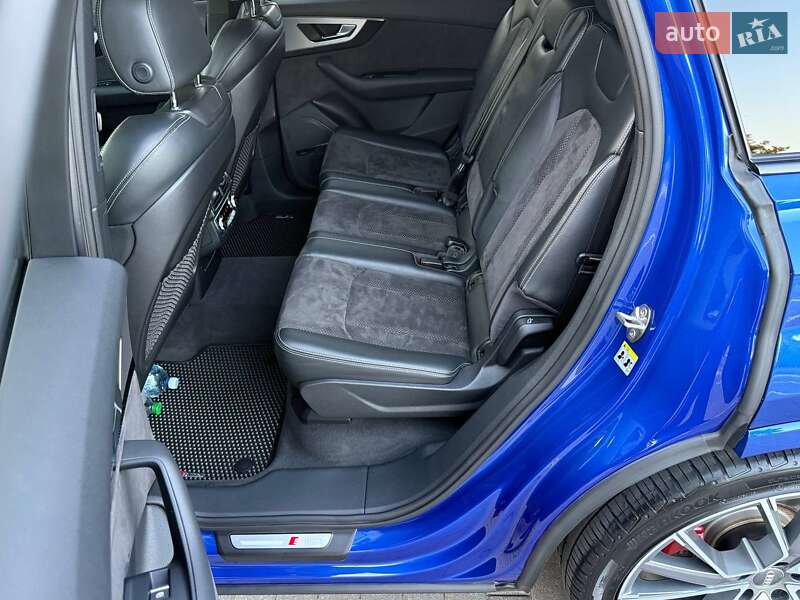 Внедорожник / Кроссовер Audi Q7 2016 в Харькове