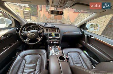 Внедорожник / Кроссовер Audi Q7 2012 в 