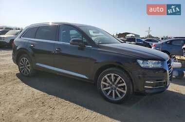 Внедорожник / Кроссовер Audi Q7 2017 в 