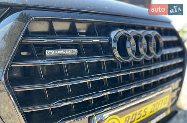 Внедорожник / Кроссовер Audi Q7 2015 в 