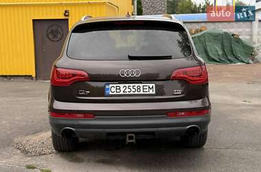 Внедорожник / Кроссовер Audi Q7 2010 в 