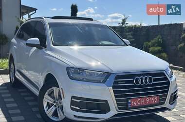 Внедорожник / Кроссовер Audi Q7 2018 в 
