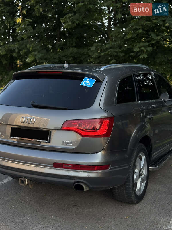 Позашляховик / Кросовер Audi Q7 2014 в Львові