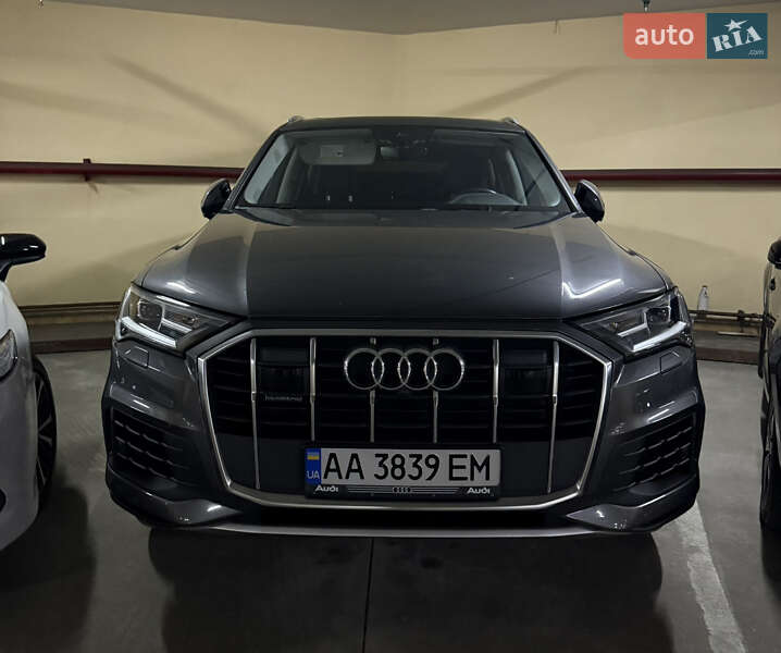 Внедорожник / Кроссовер Audi Q7 2019 в Киеве фото 45 Внедорожник / Кроссовер Audi Q7 2019 в Киеве