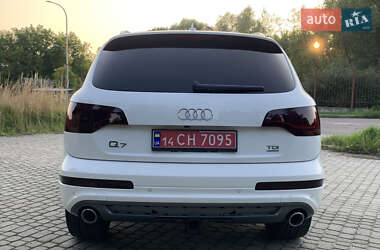 Внедорожник / Кроссовер Audi Q7 2011 в 