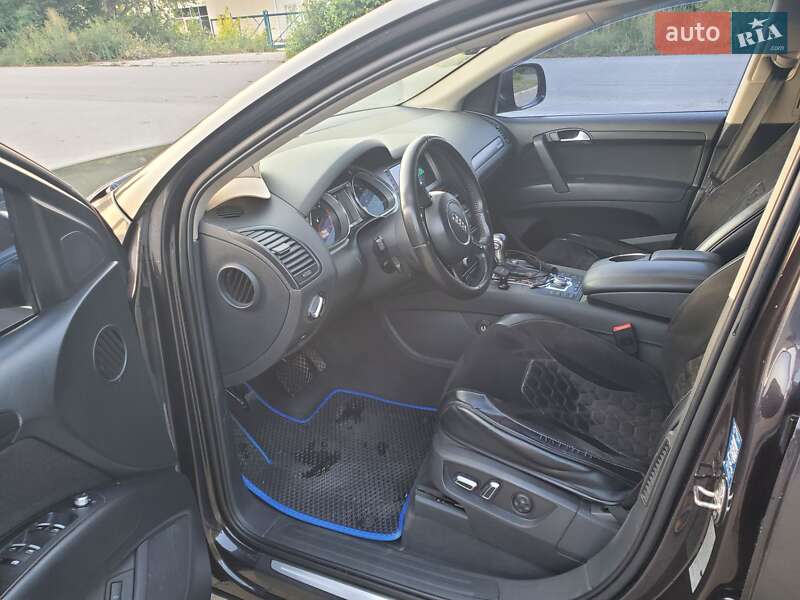 Внедорожник / Кроссовер Audi Q7 2012 в Хмельницком