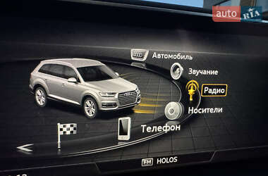 Внедорожник / Кроссовер Audi Q7 2017 в 