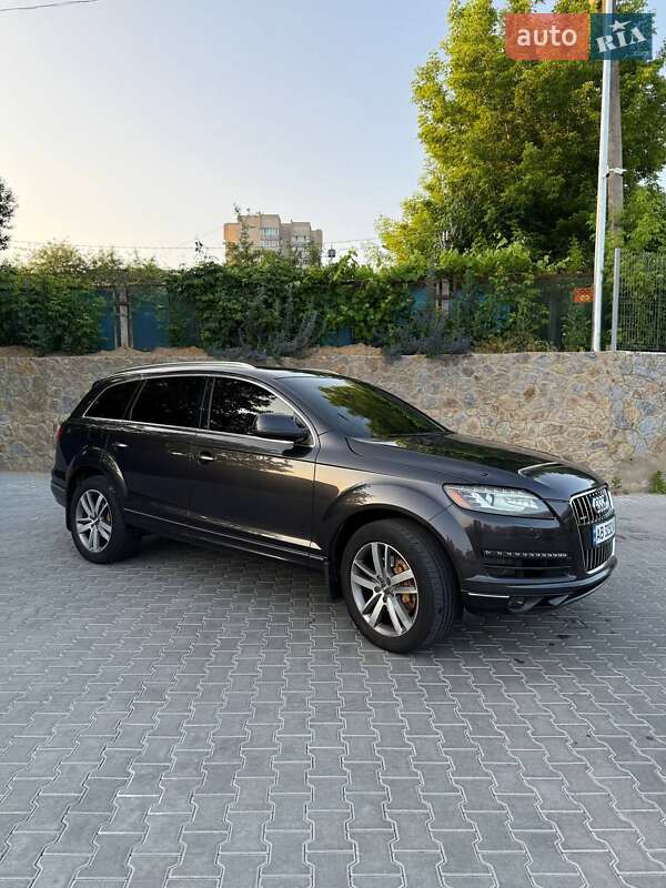 Позашляховик / Кросовер Audi Q7 2011 в Вінниці